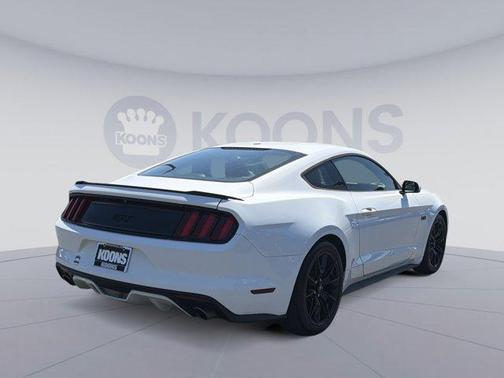 OXFORD WHITE 2017 Ford Mustang GT Premium