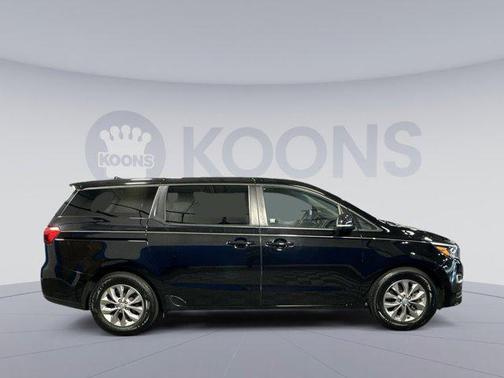 2021 Kia Sedona LX