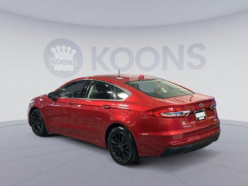 2020 Ford Fusion SE