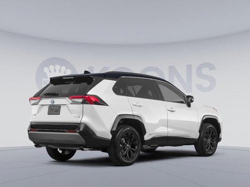 2022 Toyota RAV4 Hybrid SE