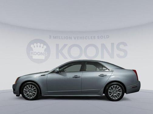 Photo 2 of 37 of 2013 Cadillac CTS Luxury