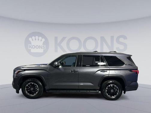 2023 Toyota Sequoia SR5