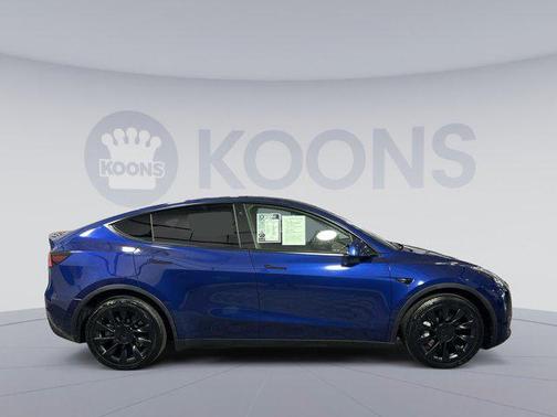 2021 Tesla Model Y Long Range Dual Motor All-Wheel Drive