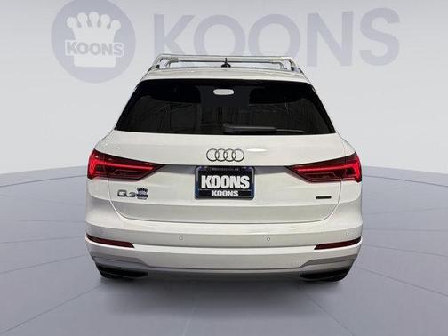 Ibis White 2020 Audi Q3 45 Premium Plus