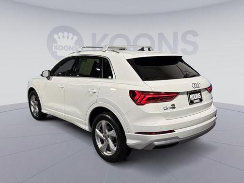 Ibis White 2020 Audi Q3 45 Premium Plus