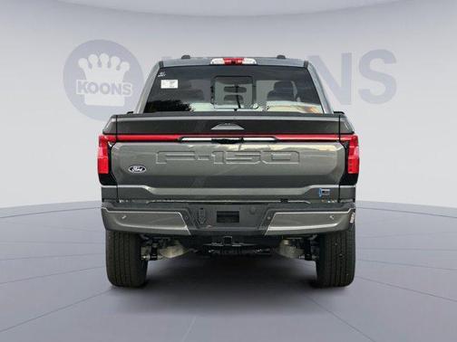 2025 Ford F-150 Lightning LARIAT