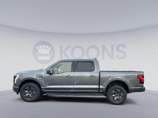 2025 Ford F-150 Lightning LARIAT
