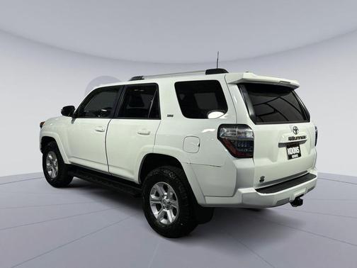 Ice Cap 2024 Toyota 4Runner SR5 Premium