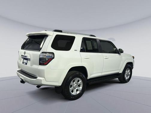 Ice Cap 2024 Toyota 4Runner SR5 Premium