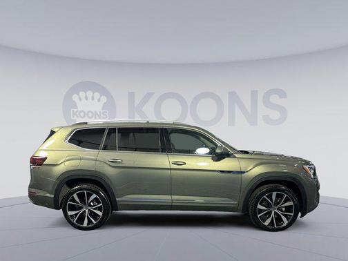 2025 Volkswagen Atlas 2.0T SEL Premium R-Line 4MOTION