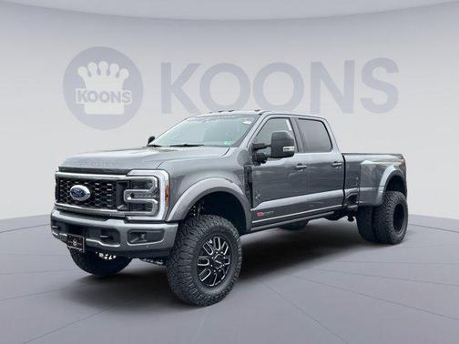 2025 Ford F-350 Platinum