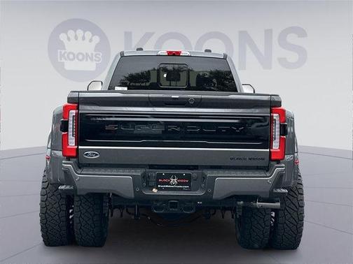 2025 Ford F-350 Platinum