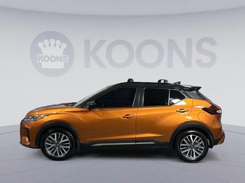 2021 Nissan Kicks SR