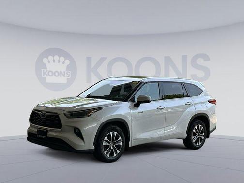 2021 Toyota Highlander Hybrid XLE
