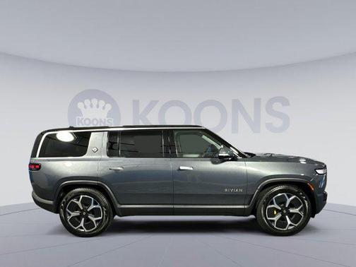 2023 Rivian R1S Adventure