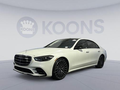 MANUFAKTUR Cashmere White Magno 2023 Mercedes-Benz S-Class 4MATIC