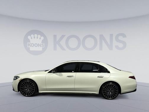 MANUFAKTUR Cashmere White Magno 2023 Mercedes-Benz S-Class 4MATIC