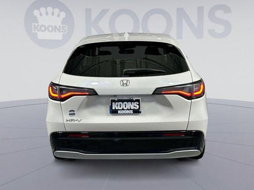 Platinum White Pearl 2023 Honda HR-V EX-L