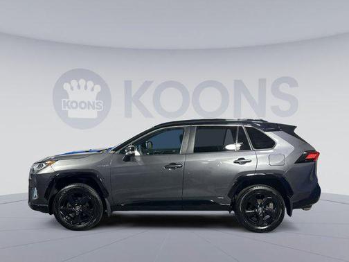 2021 Toyota RAV4 Hybrid SE