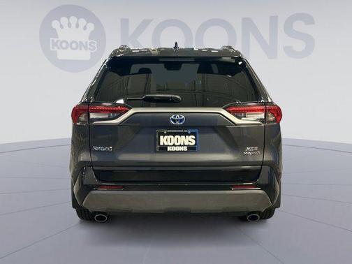 2021 Toyota RAV4 Hybrid SE