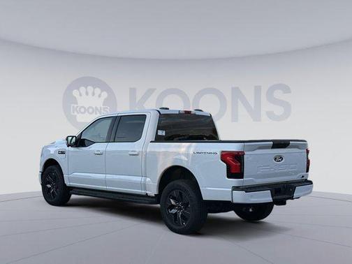 2025 Ford F-150 Lightning Flash