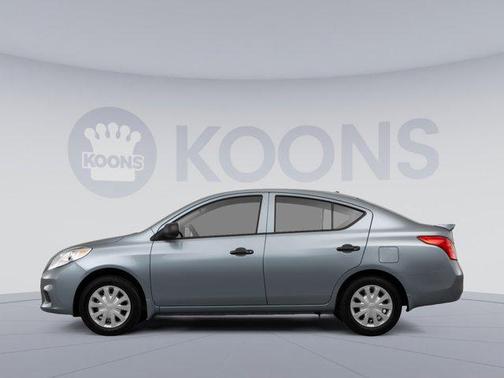 2017 Nissan Versa 1.6 S+