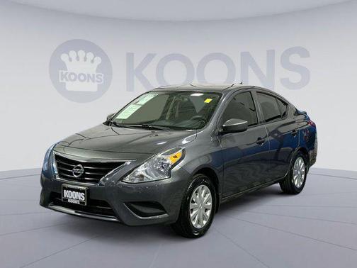 2017 Nissan Versa 1.6 S+