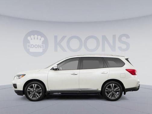 2017 Nissan Pathfinder SL