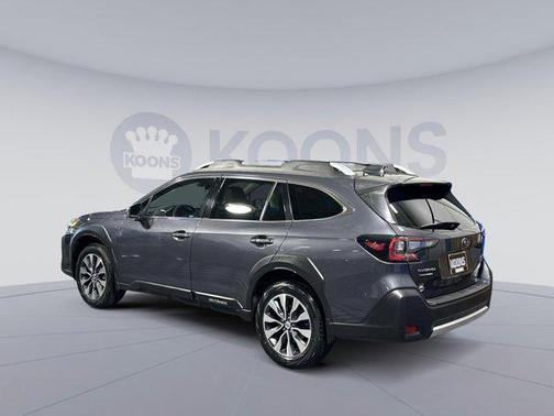 2023 Subaru Outback Touring