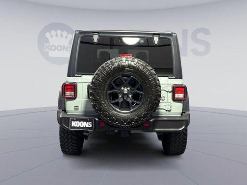 2024 Jeep Wrangler Willys