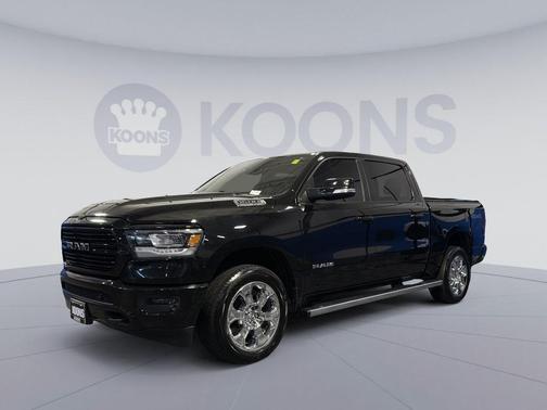 Diamond Black Crystal Pearlcoat 2019 RAM 1500 Big Horn