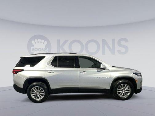 2022 Chevrolet Traverse LT Cloth