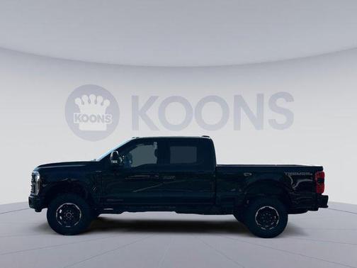 2025 Ford F-250 Platinum