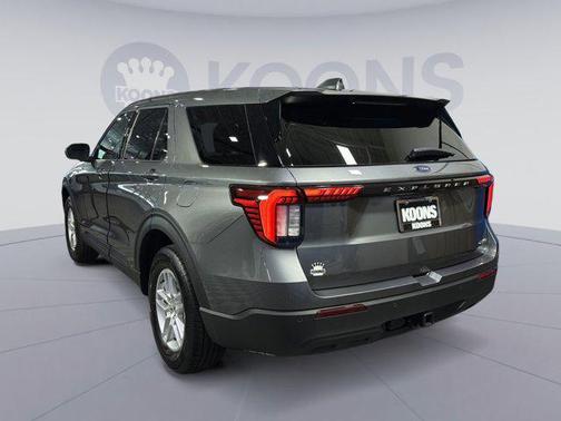 CARBONIZED GRAY METALLIC 2026 Ford Explorer Active