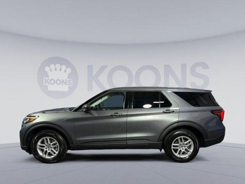 CARBONIZED GRAY METALLIC 2026 Ford Explorer Active