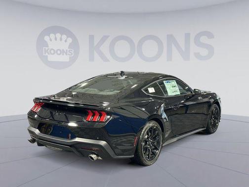 2025 Ford Mustang EcoBoost