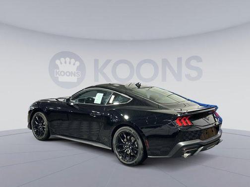 2025 Ford Mustang EcoBoost
