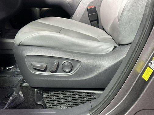 2021 Toyota Sienna XLE 8 Passenger