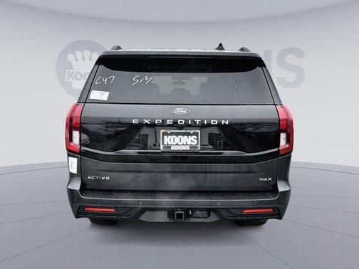 Dark Matter Gray Metallic 2026 Ford Expedition Max Active 4x4