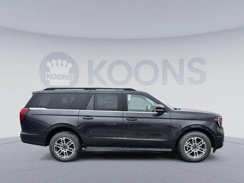 Dark Matter Gray Metallic 2026 Ford Expedition Max Active 4x4