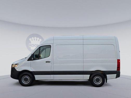 2022 Mercedes-Benz Sprinter 2500 Standard Roof