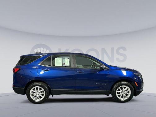 2022 Chevrolet Equinox LS