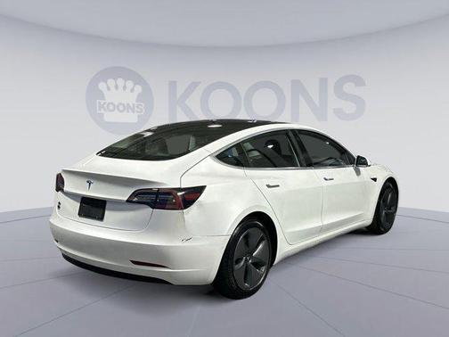 2020 Tesla Model 3 Standard Range Plus