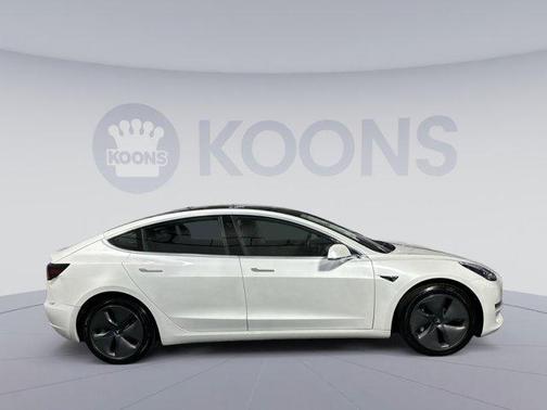2020 Tesla Model 3 Standard Range Plus