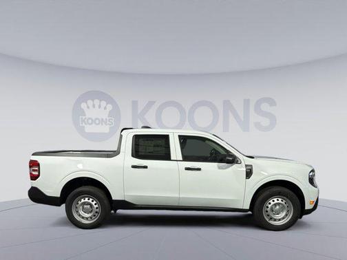 OXFORD WHITE 2026 Ford Maverick XL