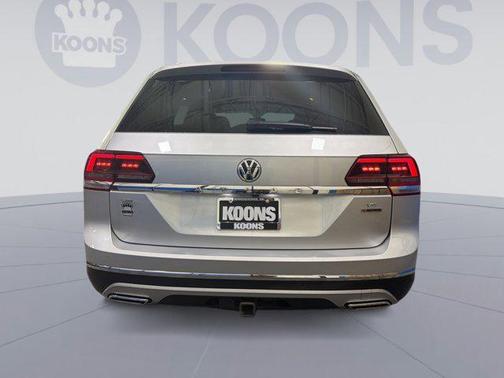 Pure White 2019 Volkswagen Atlas 3.6L SEL Premium