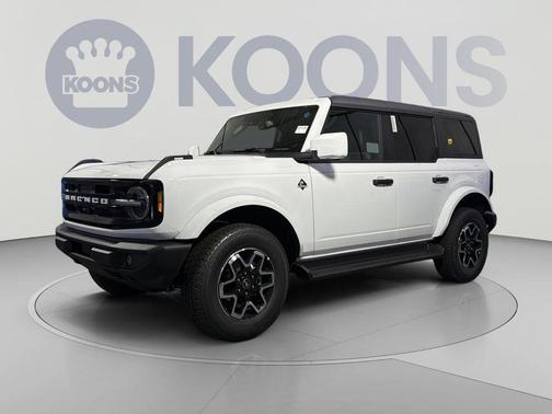 Oxford White 2026 Ford Bronco Outer Banks