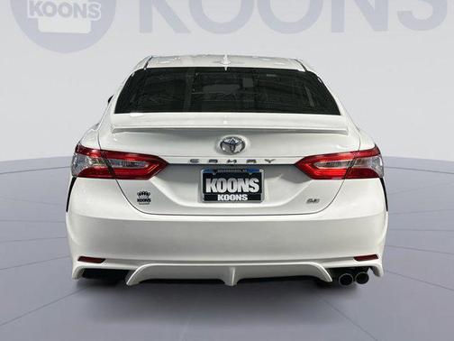 2020 Toyota Camry SE