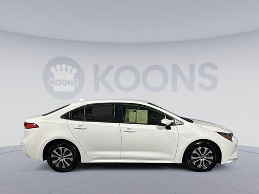 2022 Toyota Corolla Hybrid LE
