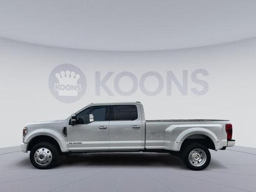 STAR WHITE 2022 Ford F-450 Platinum